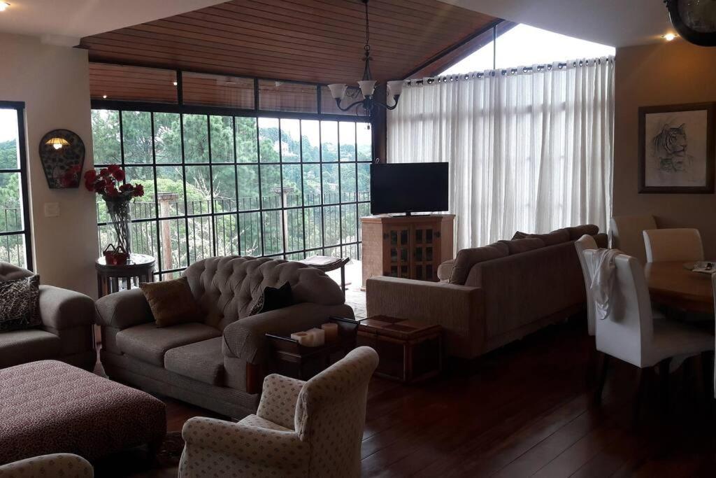 Casa E Vista Privilegiadas No Alto Do Capivari Campos do Jordão Eksteriør bilde